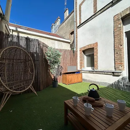Laon T3 Moderne Terrasse Et Babyfoot Proche Centre דירה ריימס