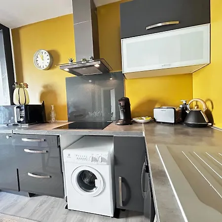 Apartment Laon T3 Moderne Terrasse Et Babyfoot Proche Centre