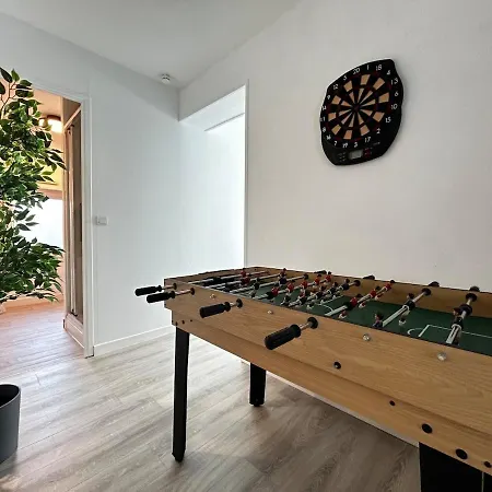 Laon T3 Moderne Terrasse Et Babyfoot Proche Centre Apartment *