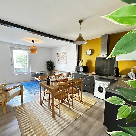 Apartment Laon T3 Moderne Terrasse Et Babyfoot Proche Centre